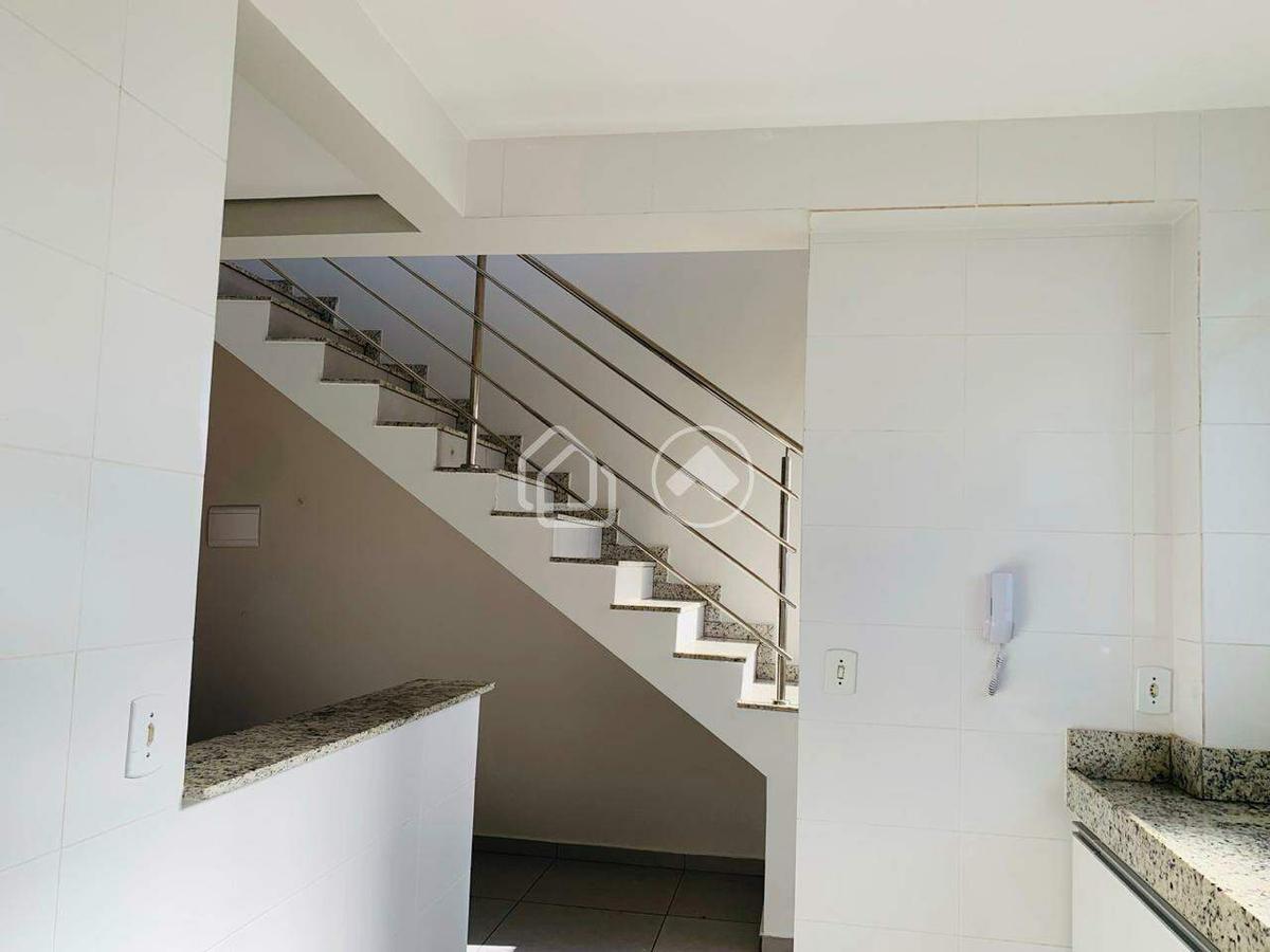 Cobertura, São Gotardo, 2 Quartos, 2 Vagas