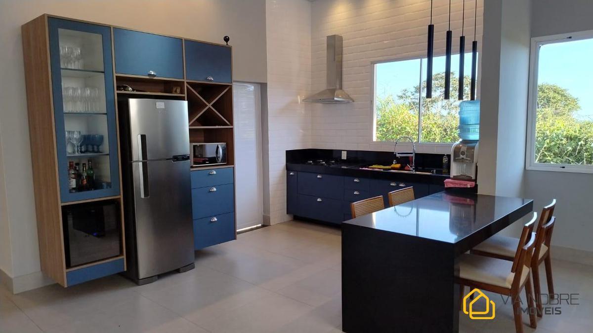 Casa em Condomínio, Casa Branca, 5 Quartos, 4 Vagas, 4 Suítes