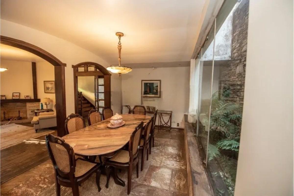 Casa, Mangabeiras, 4 Quartos, 4 Vagas, 1 Suíte