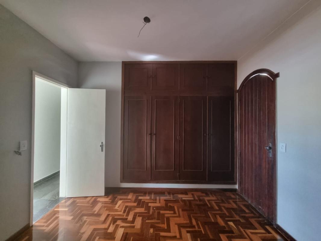 Casa, Jardim Riacho das Pedras, 3 Quartos, 10 Vagas, 1 Suíte