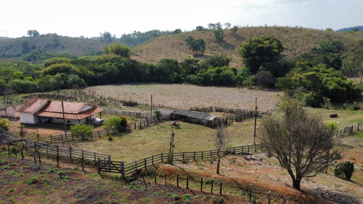 Fazenda, Zona Rural, 4 Quartos, 0 Vaga