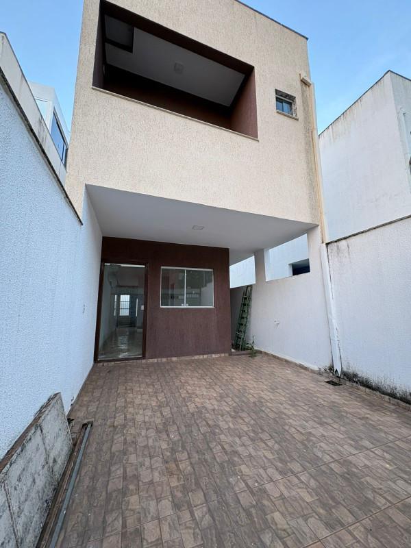 Casa, Masterville, 3 Quartos, 2 Vagas, 1 Suíte