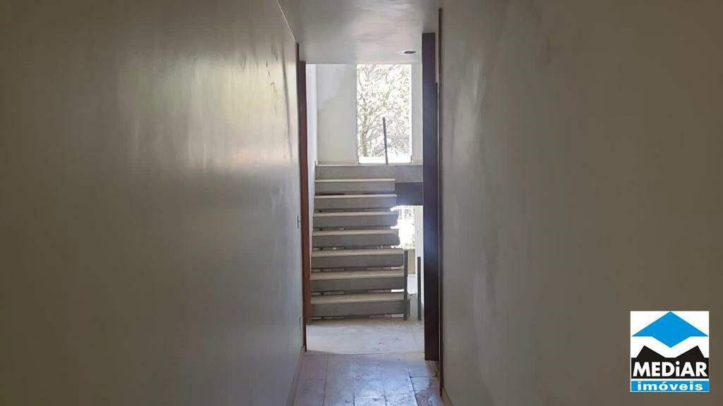Casa, Barroca, 5 Quartos, 3 Vagas, 1 Suíte