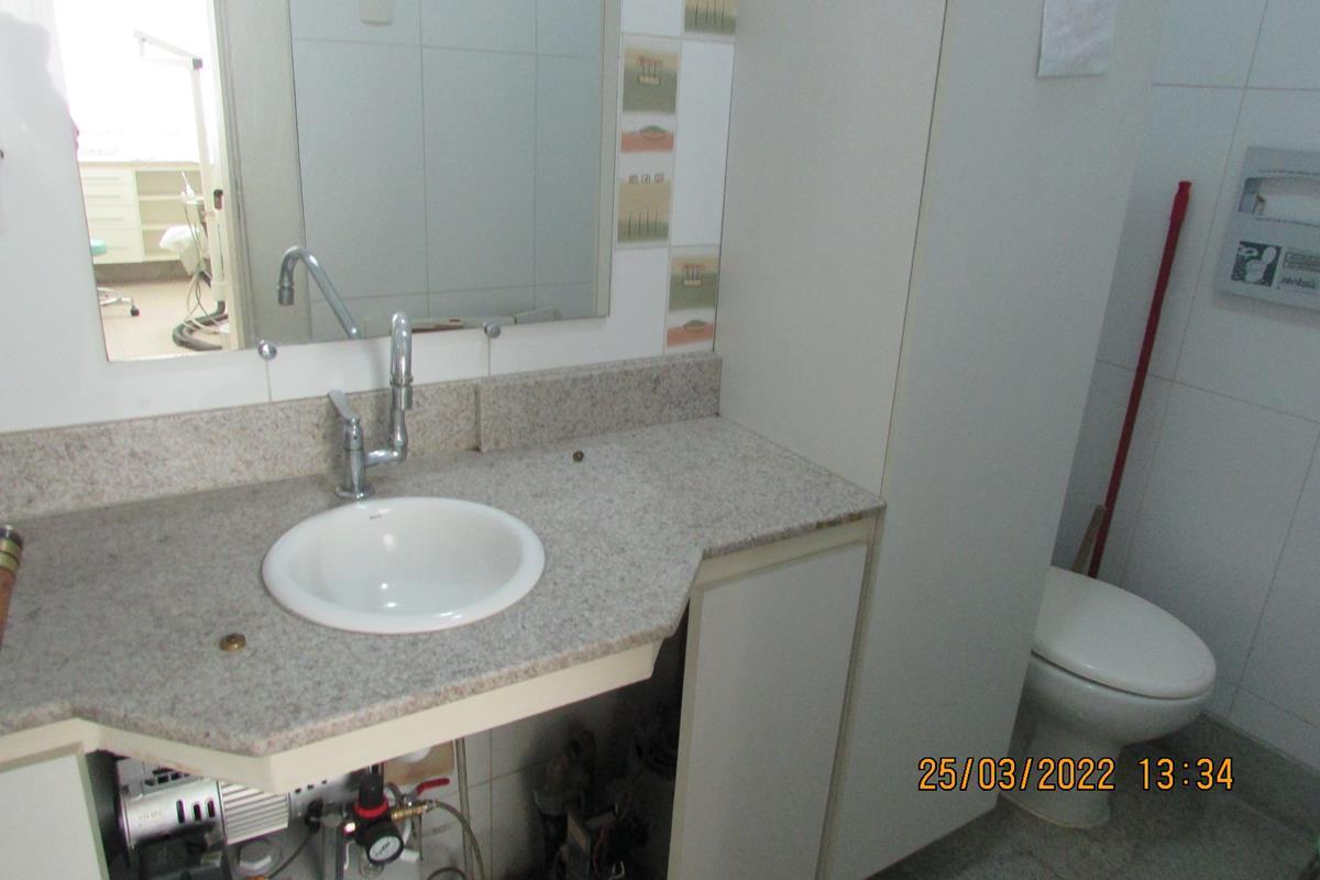 Sala, Centro
