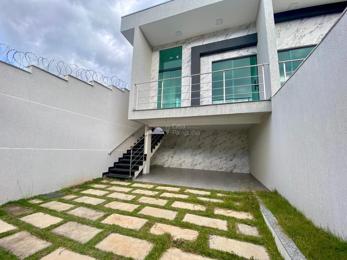 Casa, Novo Centro, 3 Quartos, 4 Vagas, 1 Suíte