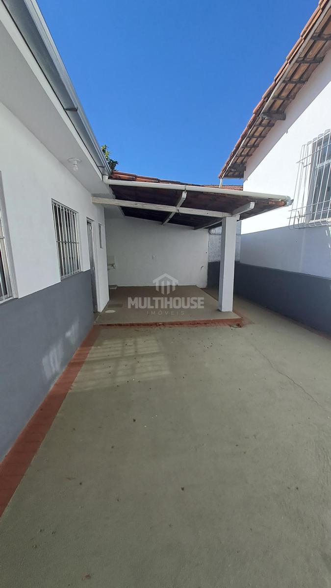Casa, Itapoã, 2 Quartos, 6 Vagas, 1 Suíte