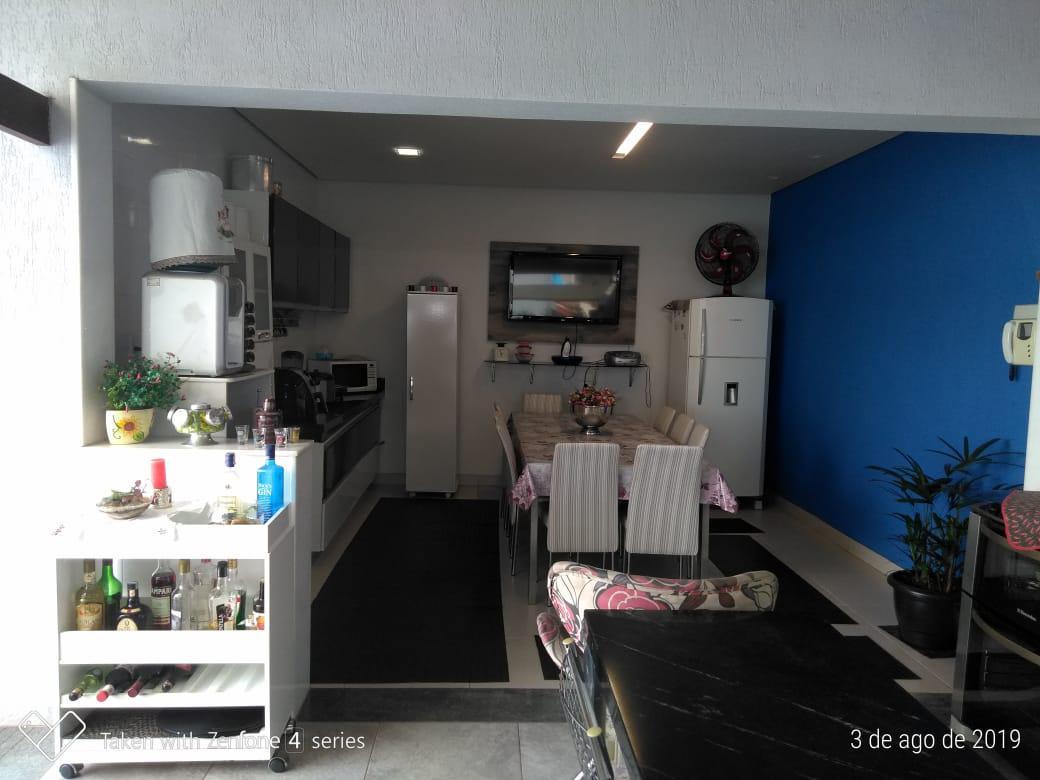 Casa, Itapoã, 4 Quartos, 4 Vagas, 2 Suítes