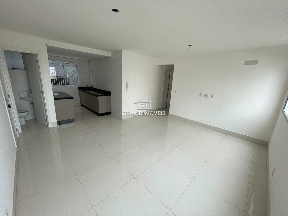 Apartamento, Vila Paris, 2 Quartos, 2 Vagas, 2 Suítes