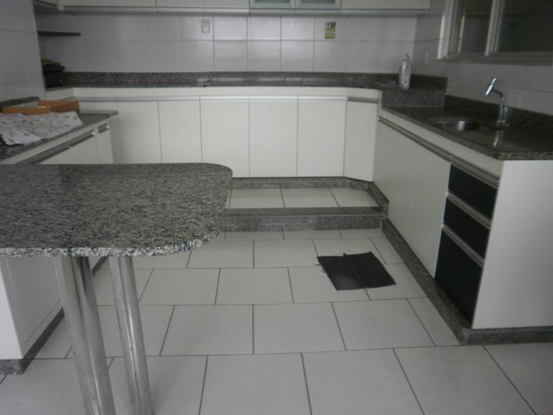 Casa, Novo Riacho, 4 Quartos, 4 Vagas, 1 Suíte