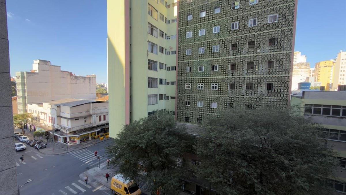Apartamento, Centro, 2 Quartos, 0 Vaga