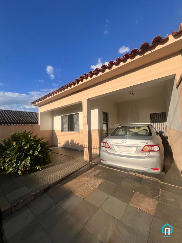 Casa, Centro, 2 Quartos, 1 Vaga, 1 Suíte