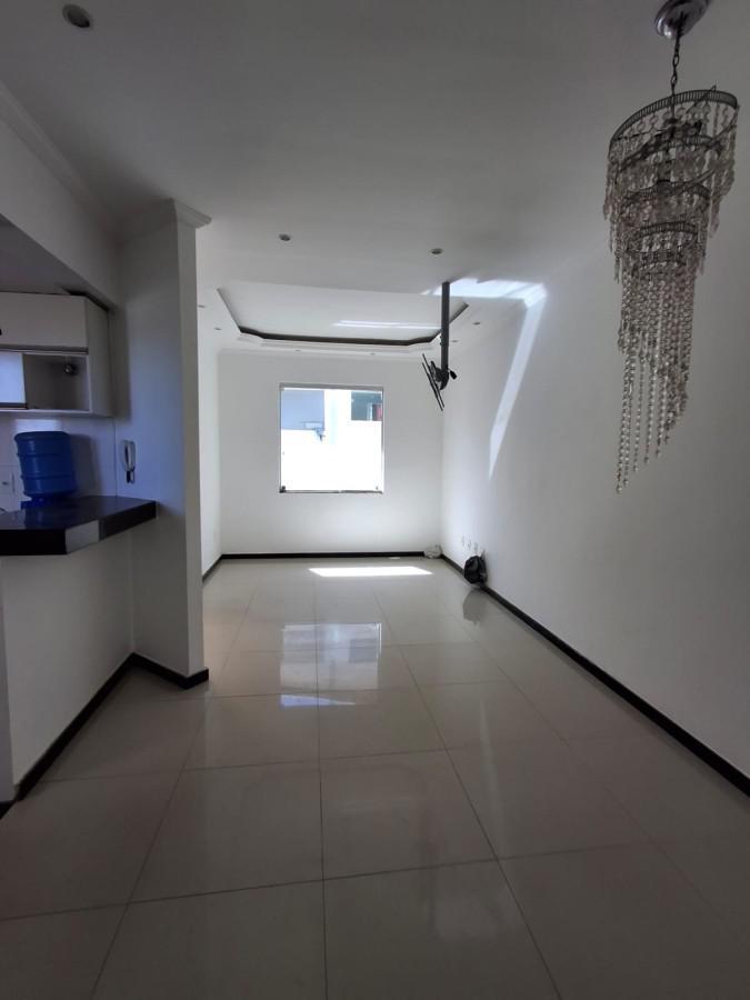 Casa, Jardim Imperial, 3 Quartos, 2 Vagas, 1 Suíte