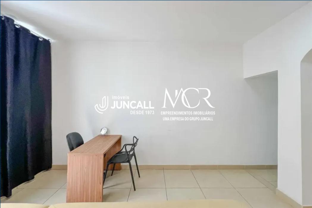Sala, Centro