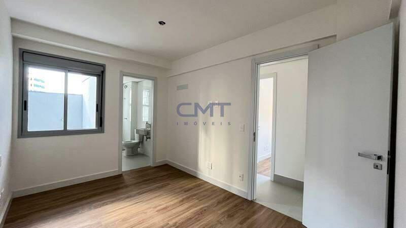 Apartamento, Sagrada Família, 3 Quartos, 2 Vagas, 1 Suíte