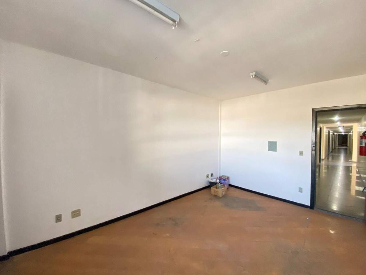 Sala, Estoril, 1 Vaga
