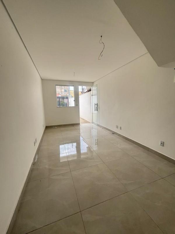 Casa, Floramar, 2 Quartos, 2 Vagas, 2 Suítes