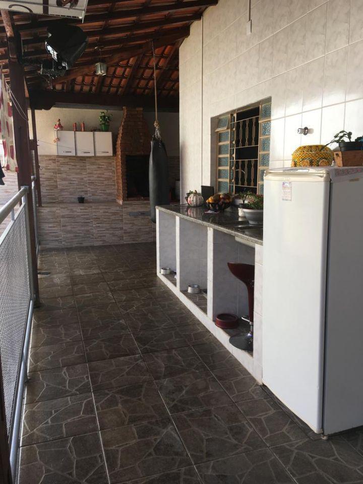 Casa, Vale das Amendoeiras, 2 Quartos, 4 Vagas, 1 Suíte