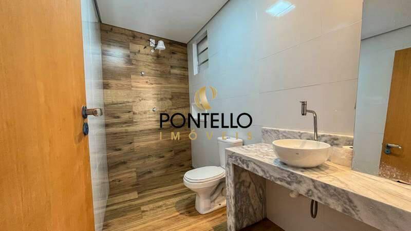 Casa, Estoril, 3 Quartos, 6 Vagas, 1 Suíte