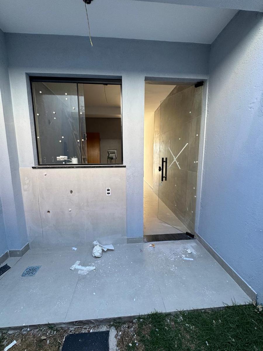 Casa, Santa Mônica, 2 Quartos, 1 Vaga, 2 Suítes