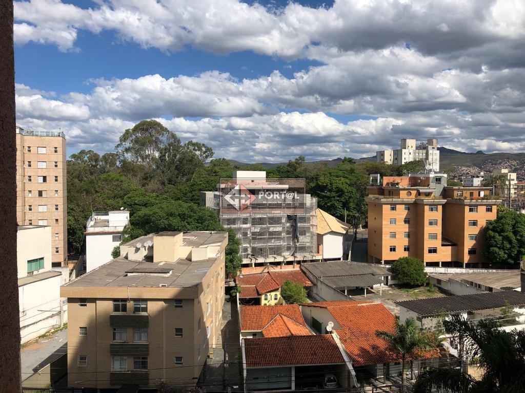 Apartamento, Sagrada Família, 3 Quartos, 1 Vaga, 1 Suíte