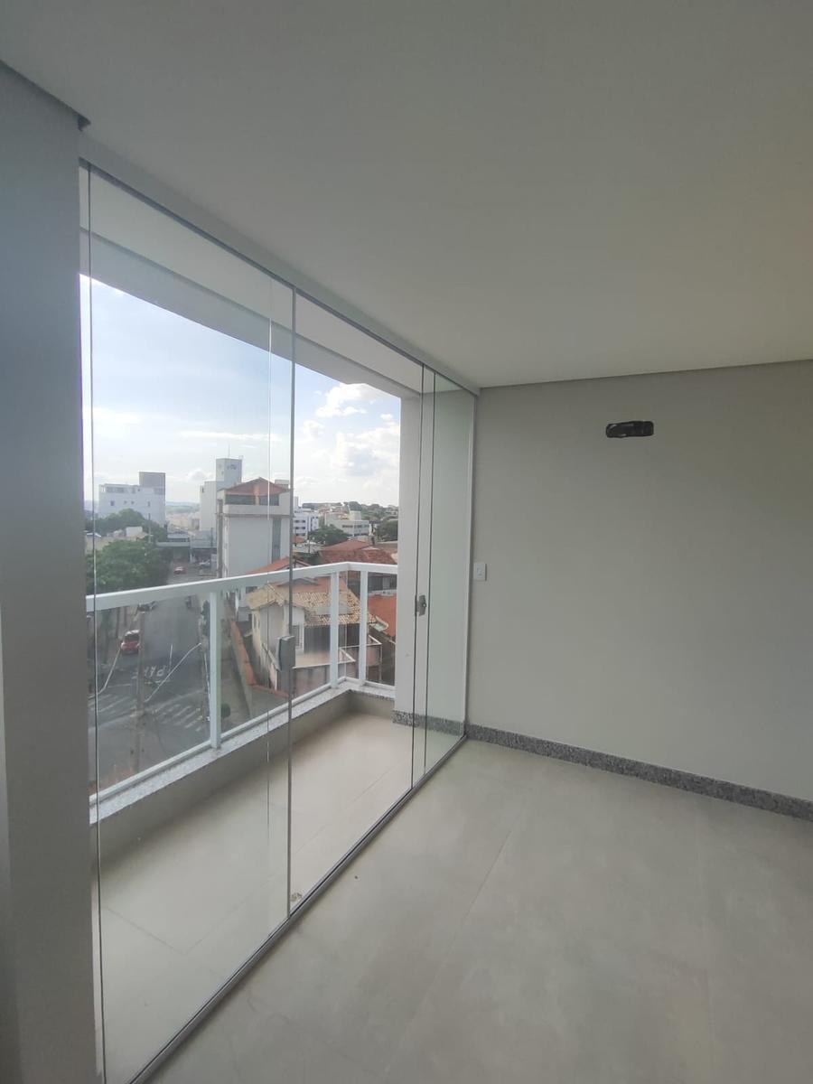 Cobertura, Prado, 3 Quartos, 4 Vagas, 1 Suíte