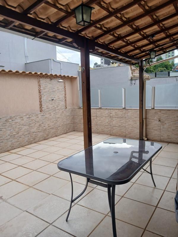 Cobertura, Cinquentenário, 4 Quartos, 1 Vaga, 1 Suíte