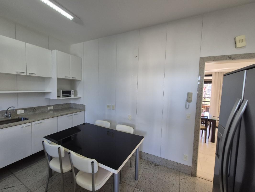 Apartamento, Lourdes, 4 Quartos, 4 Vagas, 2 Suítes