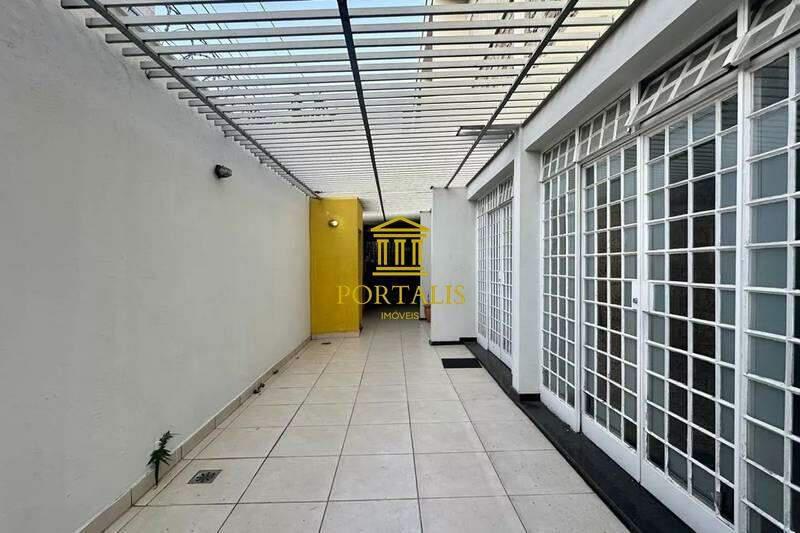 Casa, Serra, 4 Quartos, 4 Vagas, 1 Suíte