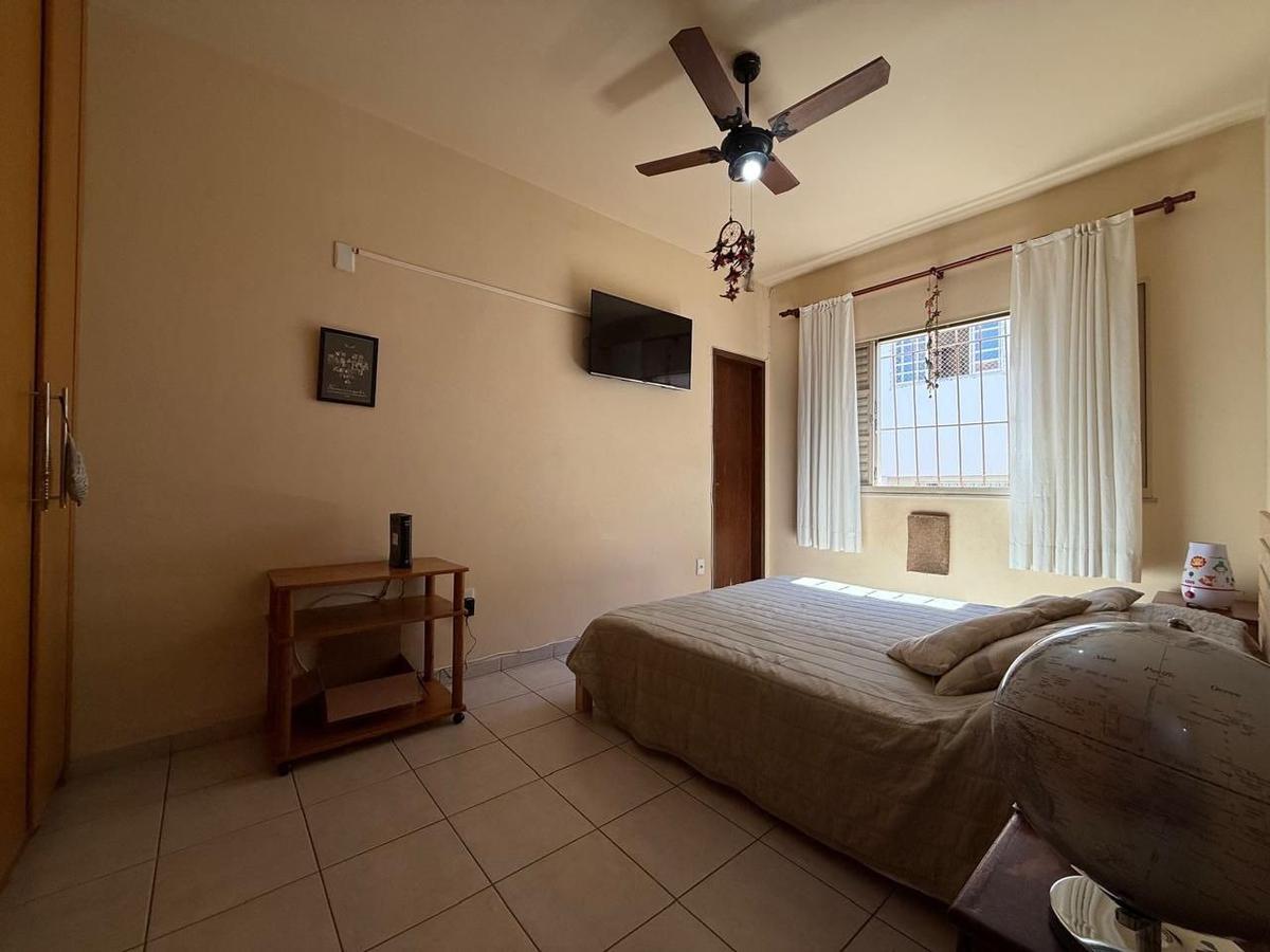 Casa, Itapoã, 3 Quartos, 4 Vagas, 1 Suíte