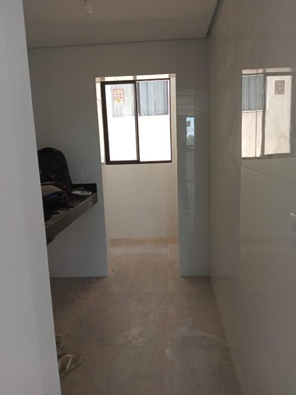 Apartamento, Sagrada Família, 3 Quartos, 2 Vagas, 1 Suíte