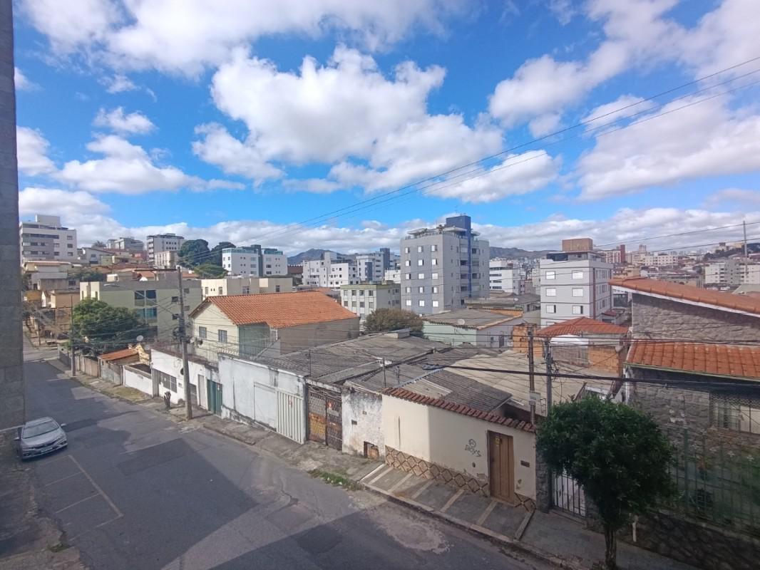 Apartamento, Sagrada Família, 2 Quartos, 1 Vaga