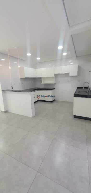 Casa, Primavera, 3 Quartos, 1 Vaga, 1 Suíte