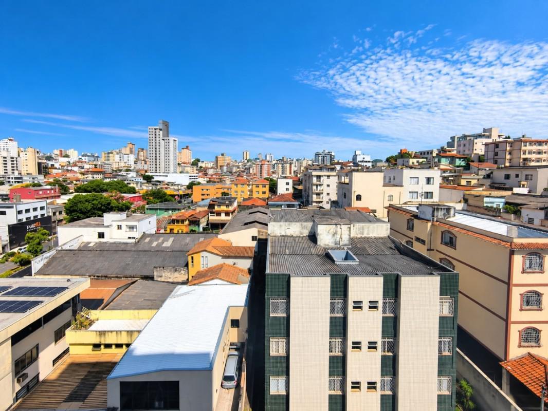 Apartamento, Sagrada Família, 2 Quartos, 2 Vagas, 1 Suíte