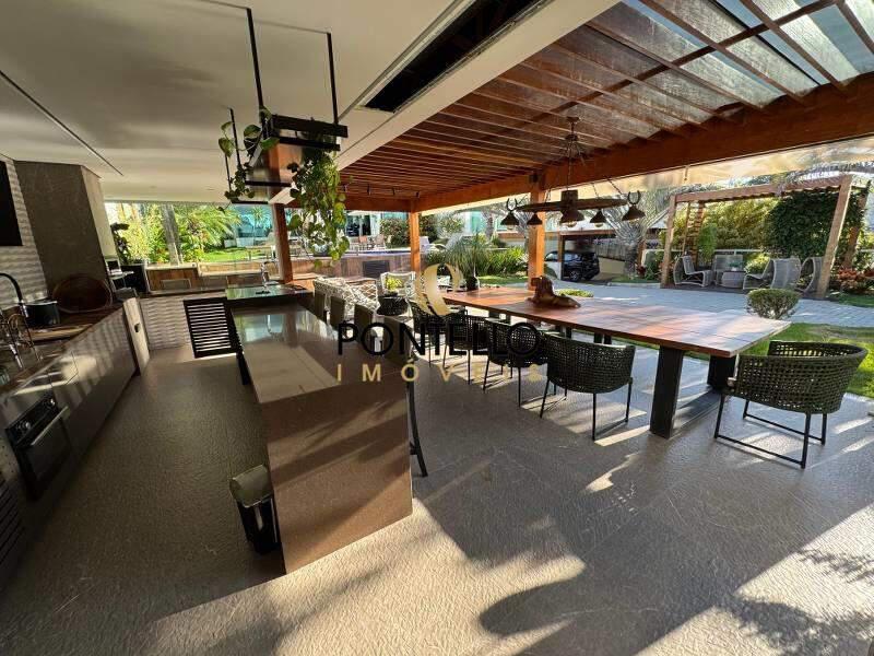 Casa, Bandeirantes (pampulha), 4 Quartos, 6 Vagas, 3 Suítes