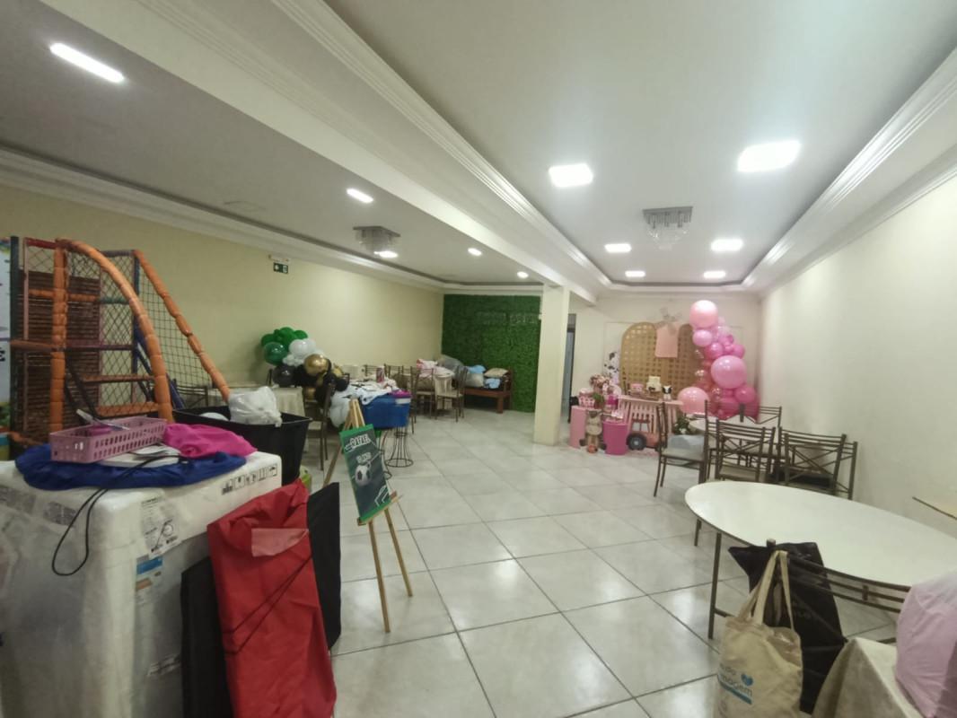 Casa Comercial, Vila Nova Vista, 3 Quartos, 4 Vagas, 1 Suíte