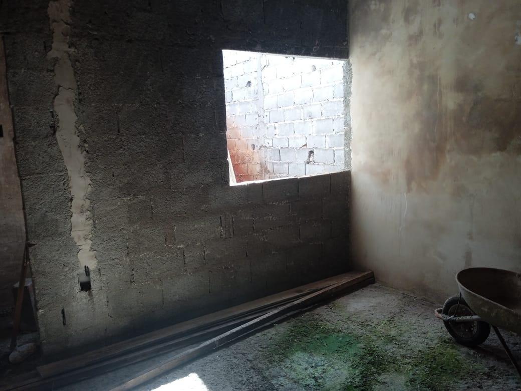 Casa, Centro, 3 Quartos, 2 Vagas, 1 Suíte