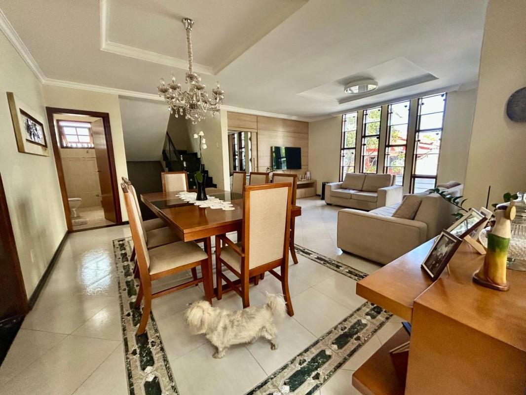 Casa, Paquetá, 4 Quartos, 3 Vagas, 1 Suíte