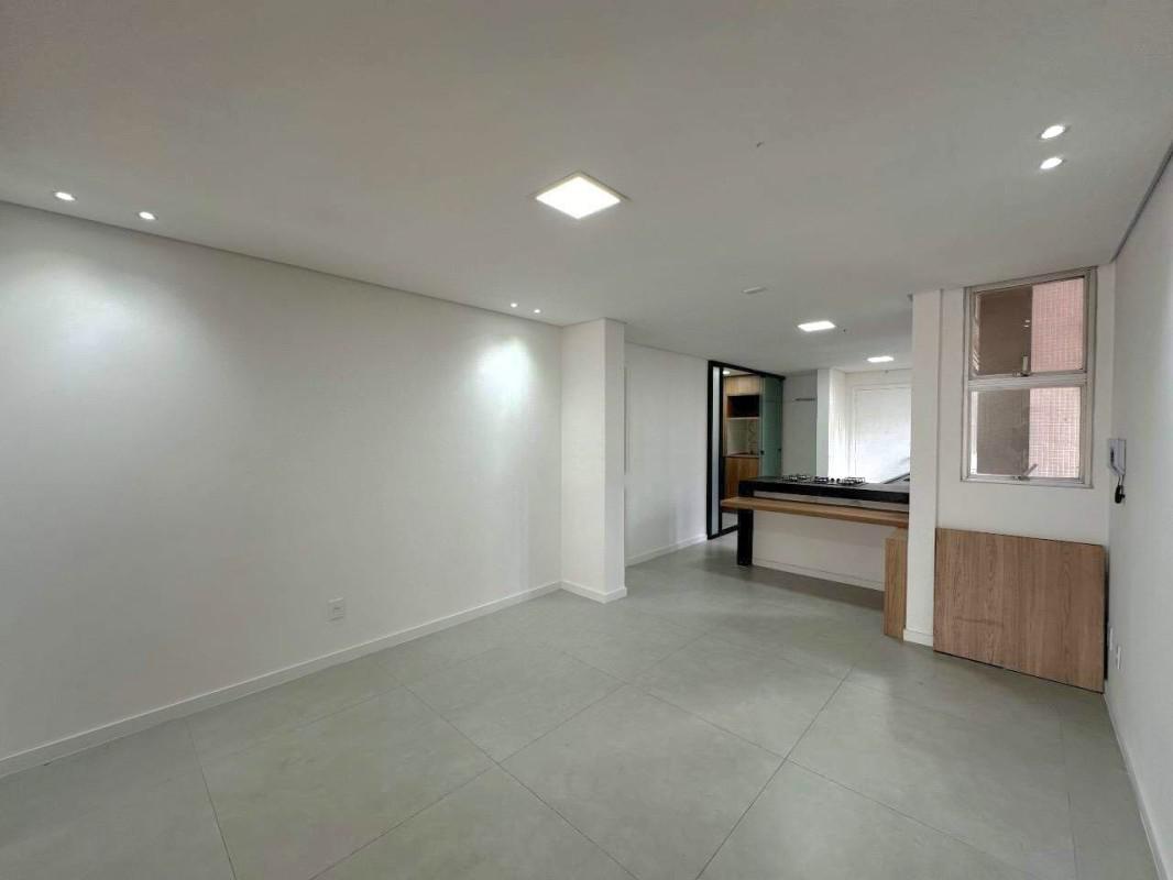 Apartamento, Funcionários, 4 Quartos, 2 Vagas, 1 Suíte