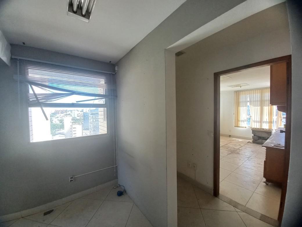 Sala, Barro Preto, 0 Quarto, 0 Vaga