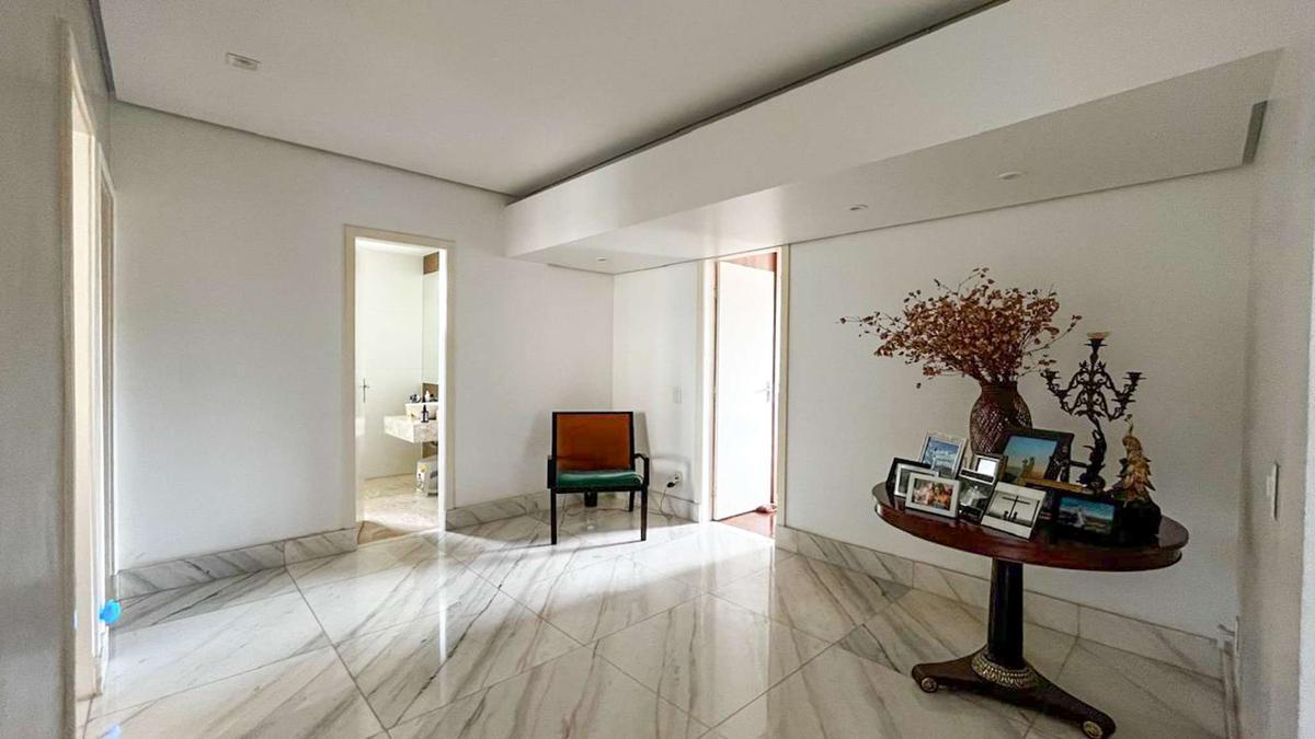 Apartamento, Sion, 4 Quartos, 2 Vagas, 1 Suíte