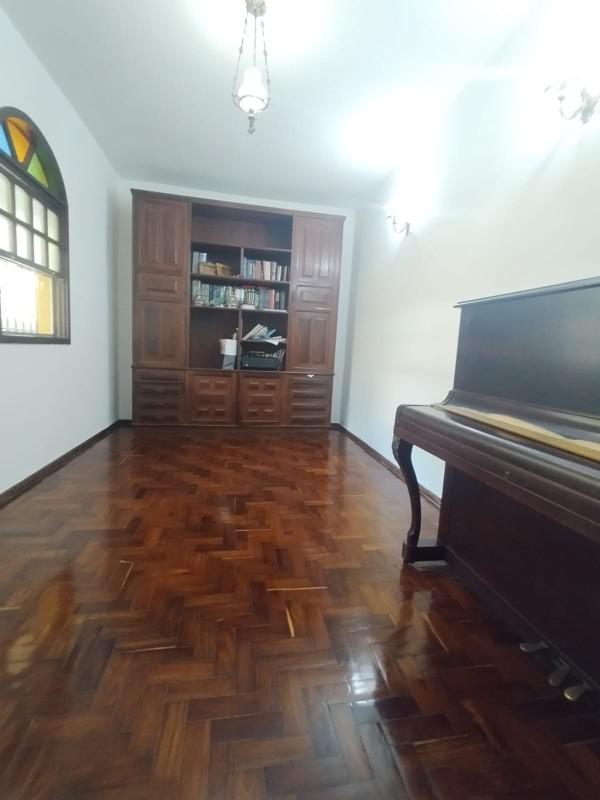 Casa, Cidade Nova, 4 Quartos, 4 Vagas, 1 Suíte