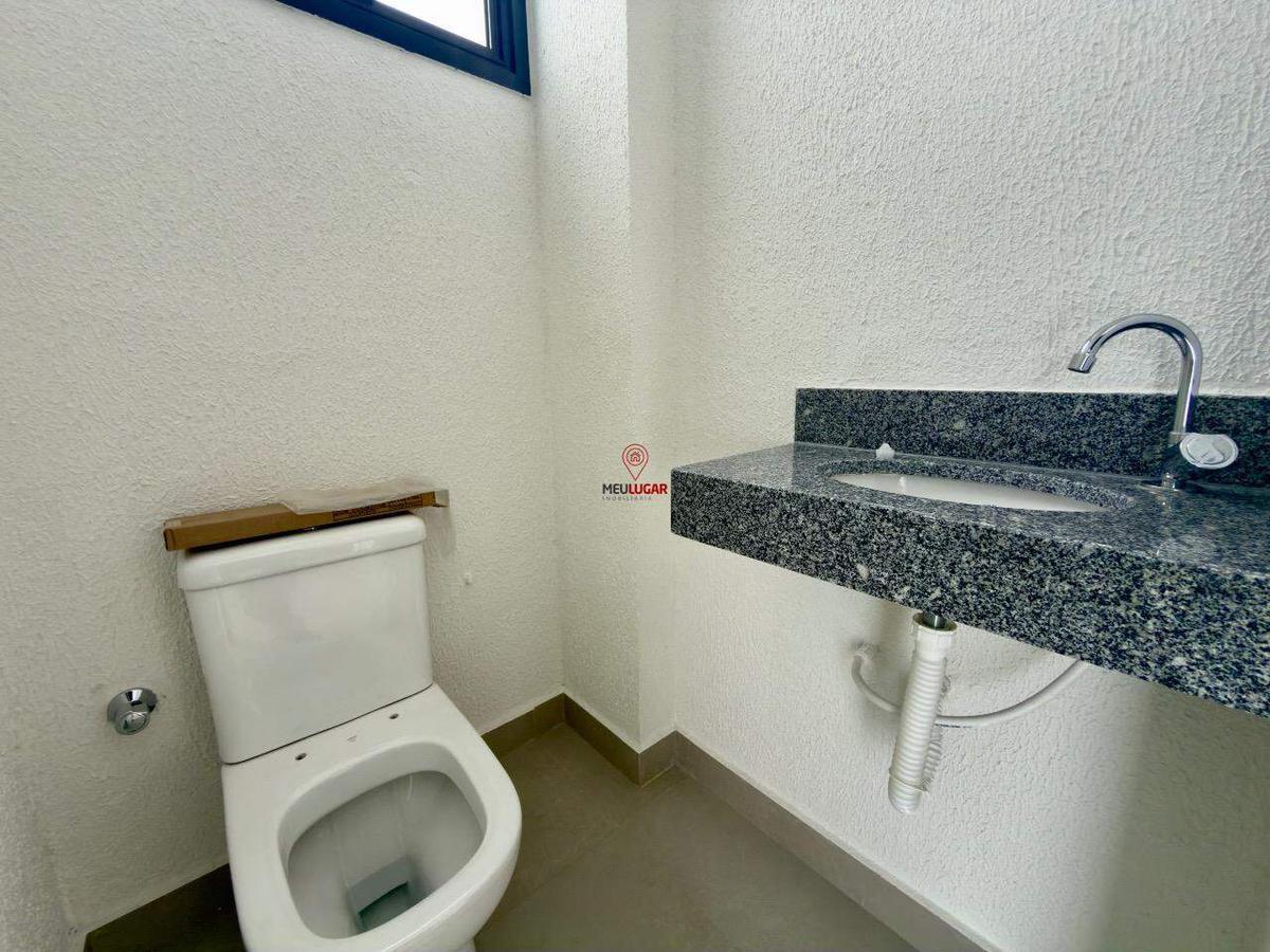 Cobertura, Jardim Industrial, 3 Quartos, 2 Vagas, 1 Suíte