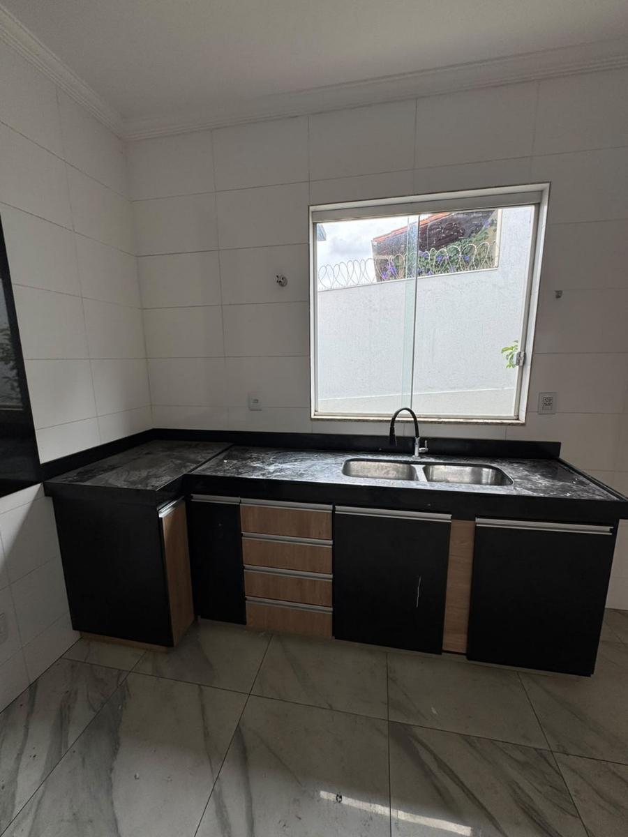 Casa, Rio Branco, 3 Quartos, 2 Vagas, 1 Suíte