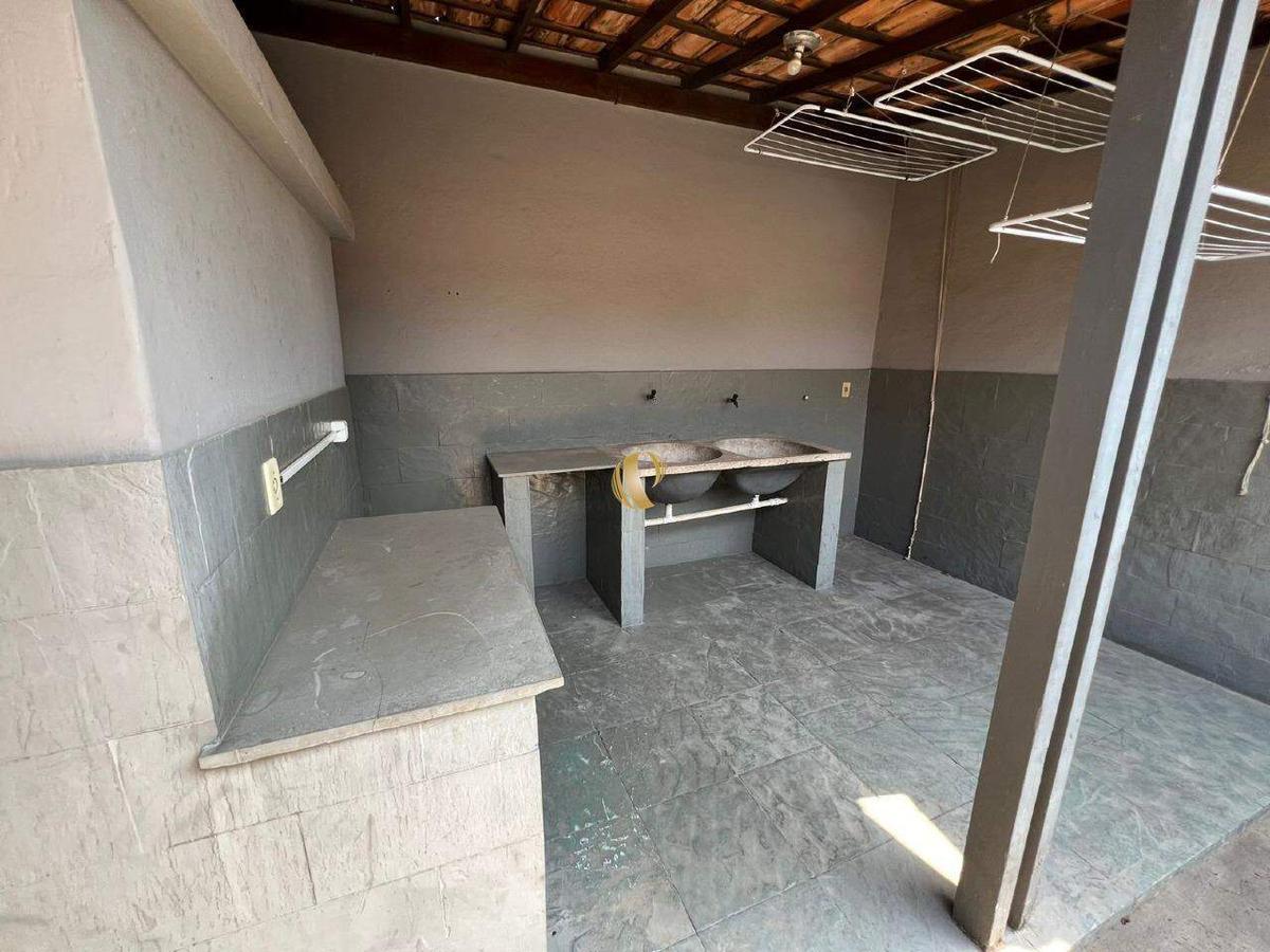 Casa, Centro, 8 Quartos, 3 Vagas