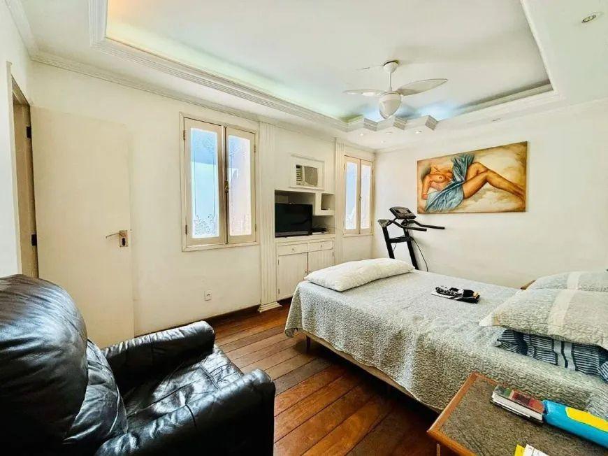 Casa, São José, 3 Quartos, 5 Vagas, 1 Suíte
