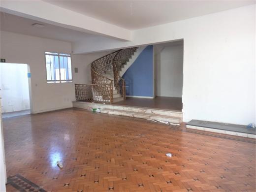 Casa Comercial, Prado, 1 Quarto, 3 Vagas