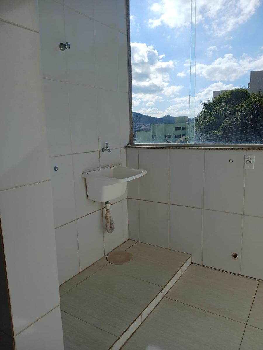 Prédio, Centro, 0 Quarto, 0 Vaga