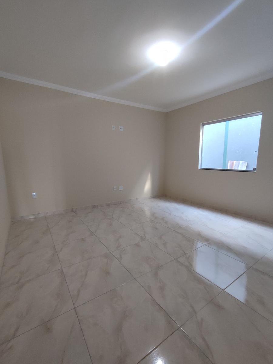 Casa, Céu Azul, 3 Quartos, 4 Vagas, 1 Suíte