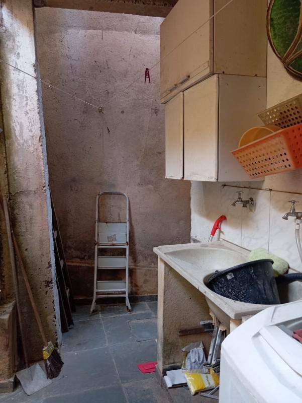 Casa, Horto, 5 Quartos, 2 Vagas, 1 Suíte