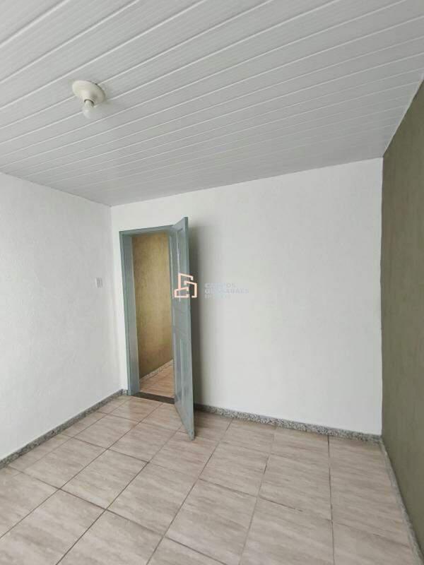 Casa, Industrial, 2 Quartos, 3 Vagas